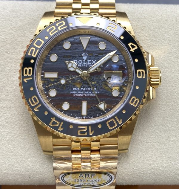 ARF Rolex Greenwich GMT, with seamless transition of the bezel, equipped with the 3285 integrated movement, and excellent craftsmanship! New precious metal steel stamp buckle!