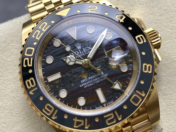 ARF Rolex Greenwich GMT, with seamless transition of the bezel, equipped with the 3285 integrated movement, and excellent craftsmanship! New precious metal steel stamp buckle! - Image 2