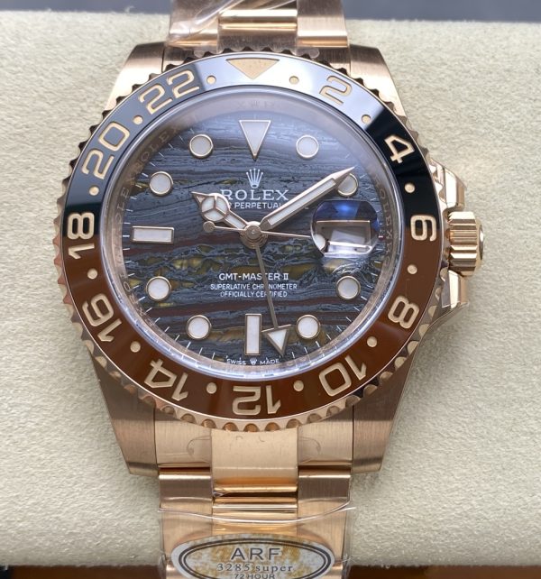 ARF Rolex Greenwich GMT, with seamless transition of the bezel, equipped with the 3285 integrated movement, and excellent craftsmanship! New precious metal steel stamp buckle!