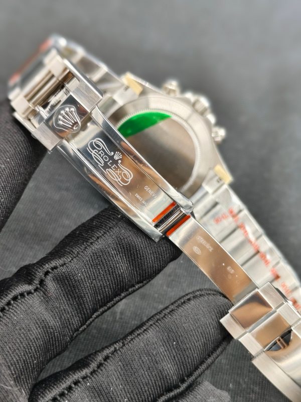 OM ROLEX Soaring to the Pinnacle of the Rainbow --- Rolex Rainbow Bezel Daytona - Image 10