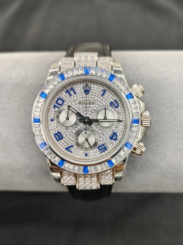 OM ROLEX Soaring to the Pinnacle of the Rainbow --- Rolex Rainbow Bezel Daytona