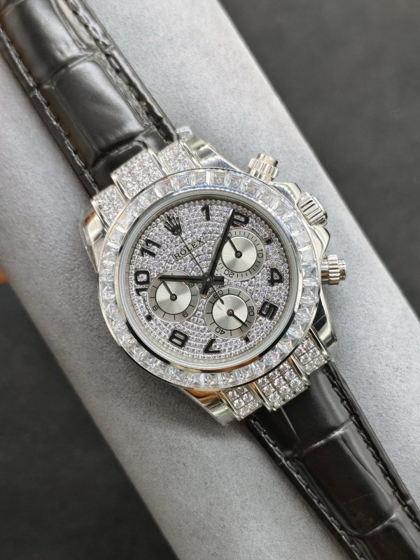 OM ROLEX Soaring to the Pinnacle of the Rainbow --- Rolex Rainbow Bezel Daytona - Image 2