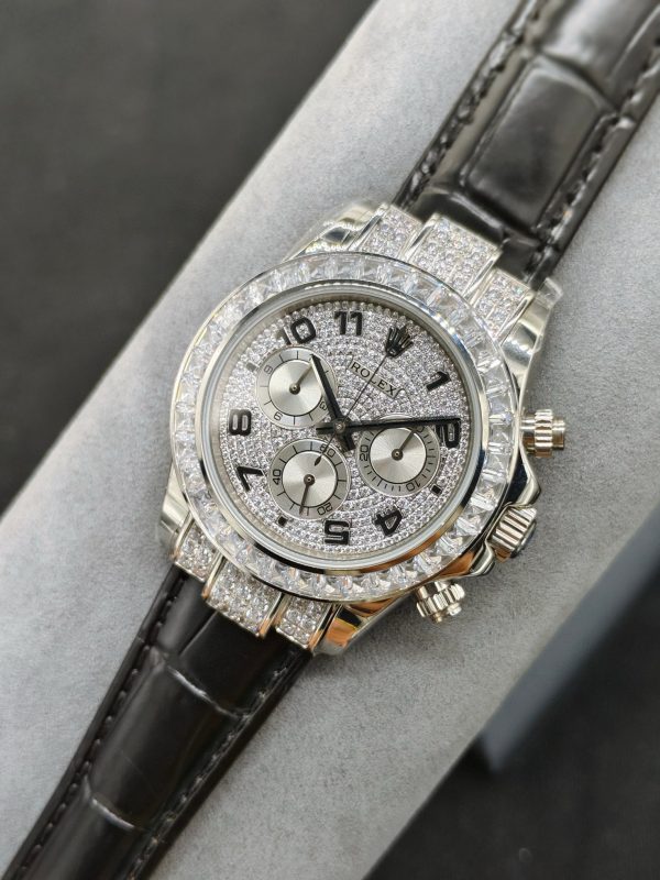 OM ROLEX Soaring to the Pinnacle of the Rainbow --- Rolex Rainbow Bezel Daytona - Image 4
