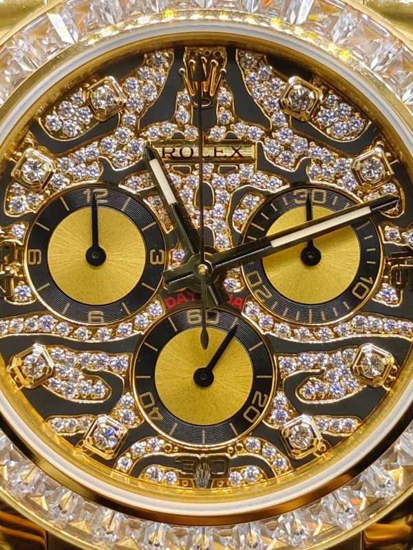 OM ROLEX Soaring to the Pinnacle of the Rainbow --- Rolex Rainbow Bezel Daytona - Image 5