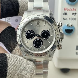 QF v5 904 new Daytona economy version, integrated 4131 bi-directional winding movement, with performance identical to the original and good stability!!