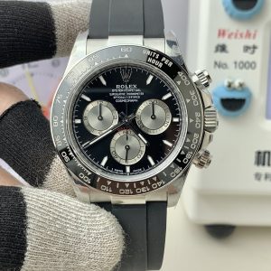 The QF v5 904 new Daytona Economy Edition features an integrated 4131 bidirectional winding movement, with performance identical to the original and excellent stability!!